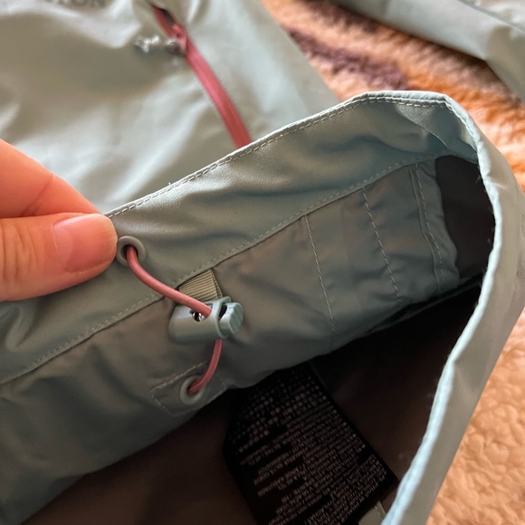 Burton Rain Shell (NWOT) - Picture 5 of 9